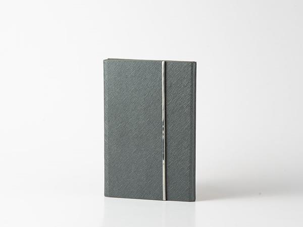 Cuaderno de cuero con cierre magnético, banda elástica, 80 Páginas rayadas